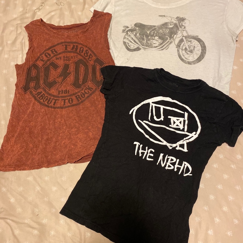 T-shirt bundle